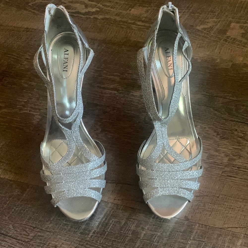 Women’s, Alfani, silver heals, size 8.5